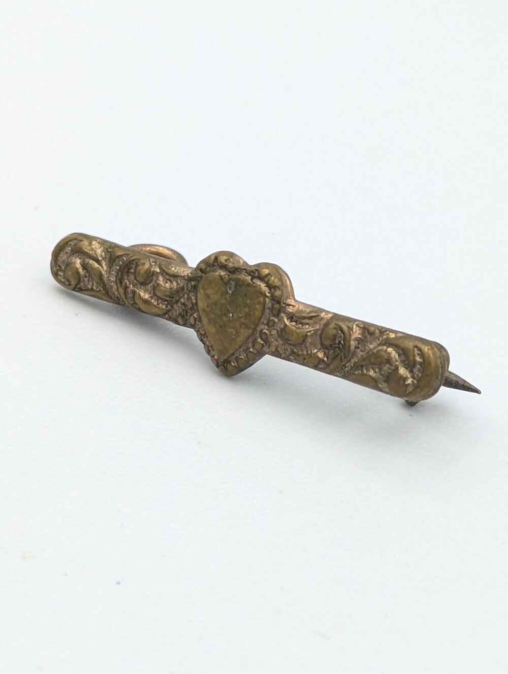 Antique small bar brooch pin lingerie pin / beauty pin with heart